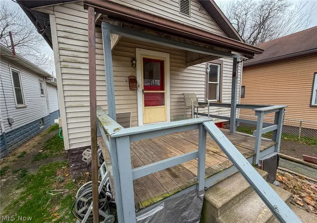Homes for sale in East Liverpool, OH | 1705 Cleveland Ave, East Liverpool, OH 43920 | MLS# 5219687