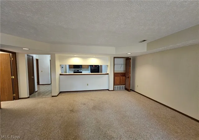 5th image of 8605 Scenicview Dr, Broadview Heights, OH 44147