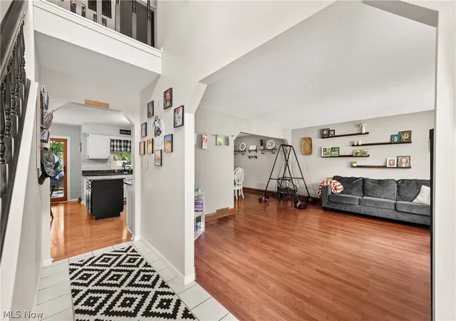 4th image of 21573 Montclare Blvd, Strongsville, OH 44149 | MLS# 5220299