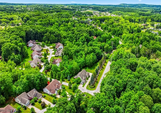2nd image of 6871 Auburn Rd, Concord Township, OH 44077