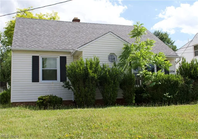 Homes for sale in Maple Heights, OH | 20724 Applegate Rd, Maple Heights, OH 44137 | MLS# 5206358