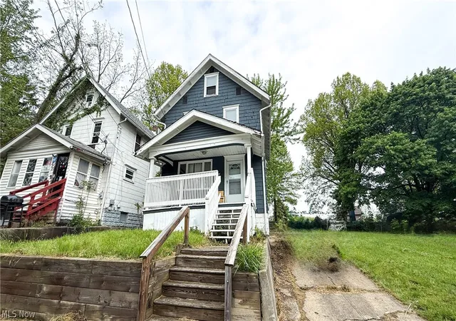 Photo 1 of Sale Pending at 987 Boone St, Akron, OH 44306 | MLS# 5220396 | Listing updated on 2026-08-21