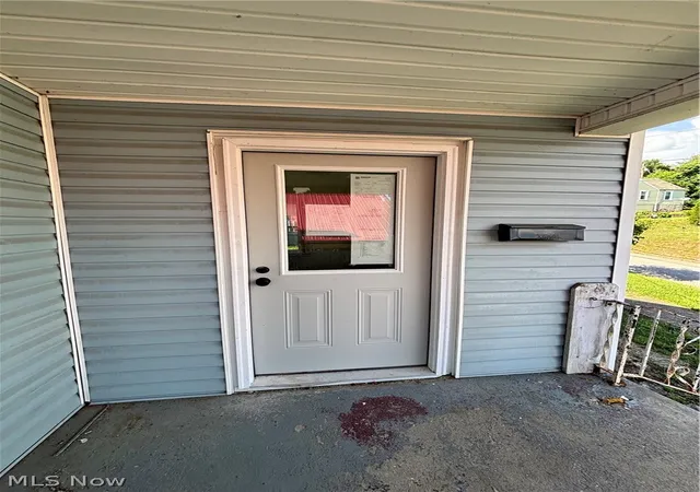 3rd image of 809 Garfield Ave, Marietta, OH 45750 | MLS# 5220440