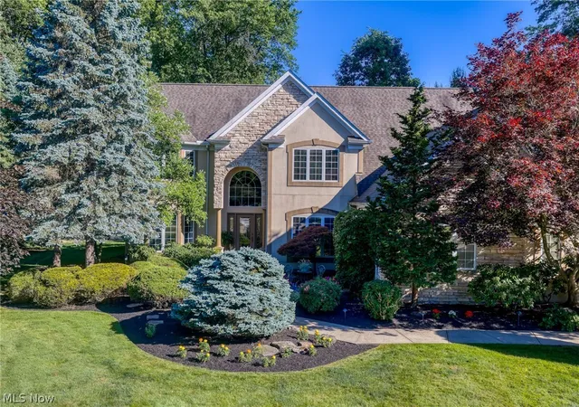 Photo 1 of Single family home for sale at 5808 Pinehurst Ct, Cleveland, OH 44143 | MLS# 5219170 | Listing updated on 2026-08-29