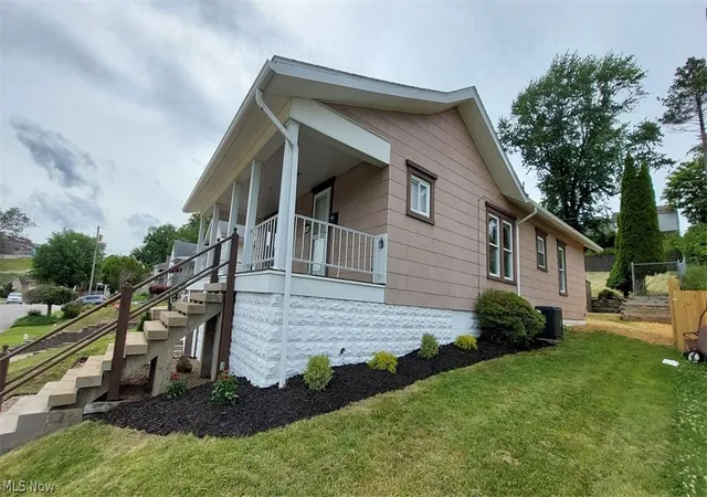 2nd image of 161 Rosslyn Blvd, Steubenville, OH 43952 | MLS# 5220452