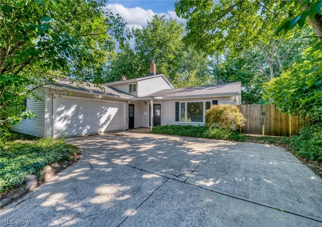 Photo 1 of Sale Pending at 3171 Van Aken Blvd, Cleveland, OH 44120 | MLS# 5220512 | Listing updated on 2026-07-31