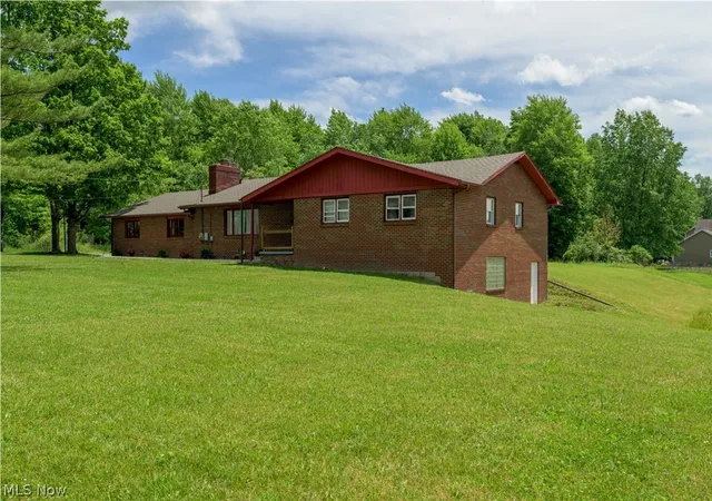 Photo 1 of Single family home for sale at 3072 Tallmadge Rd, Kent, OH 44240 | MLS# 5210122 | Listing updated on 2026-08-01