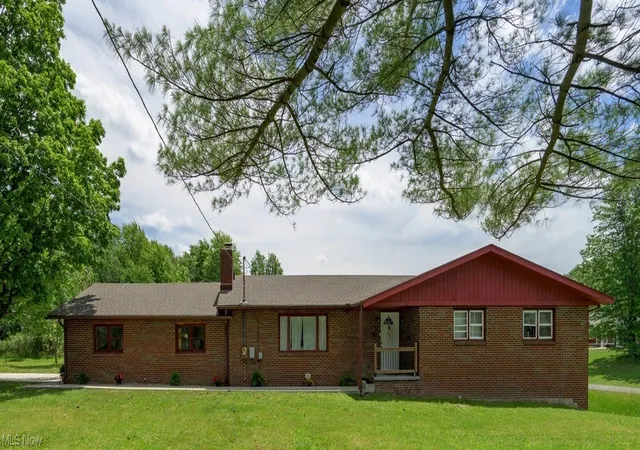 Photo 2 of Single family home for sale at 3072 Tallmadge Rd, Kent, OH 44240 | MLS# 5210122 | Listing updated on 2026-08-01