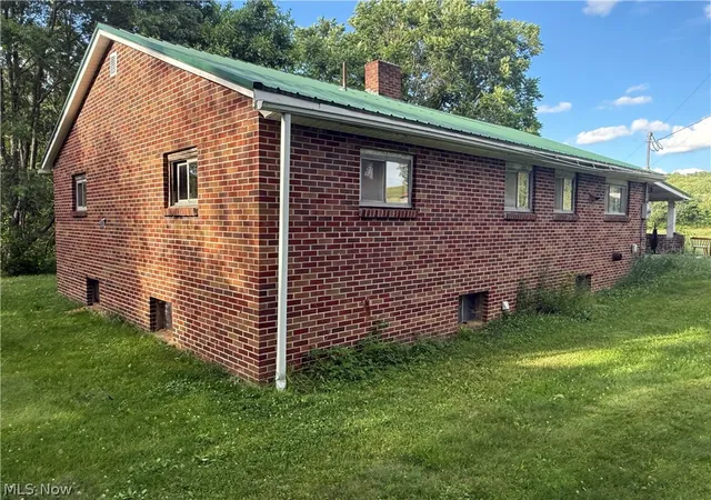 Homes for sale in Coshocton, OH | 17721 Township Road 278, Coshocton, OH 43812 | MLS# 5220491