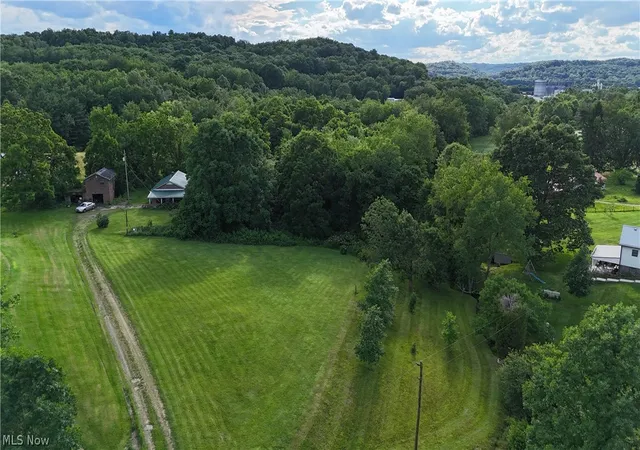 Homes for sale in Coshocton, OH | 17721 Township Road 278, Coshocton, OH 43812 | MLS# 5220491
