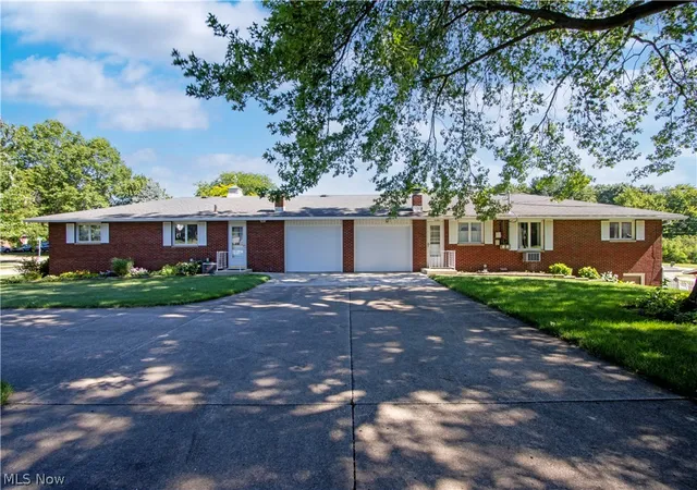 Homes for sale in Orrville, OH | 1734-1736 Meadow Ln, Orrville, OH 44667 | MLS# 5220489