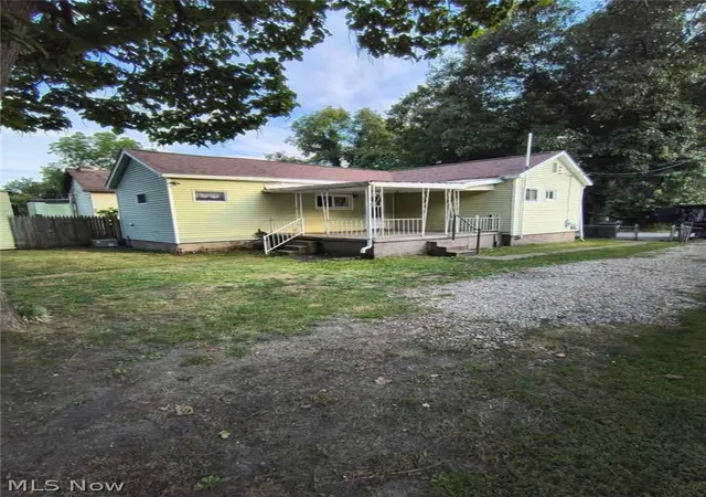 2nd image of 71365 Center St, Saint Clairsville, OH 43950 | MLS# 5220534