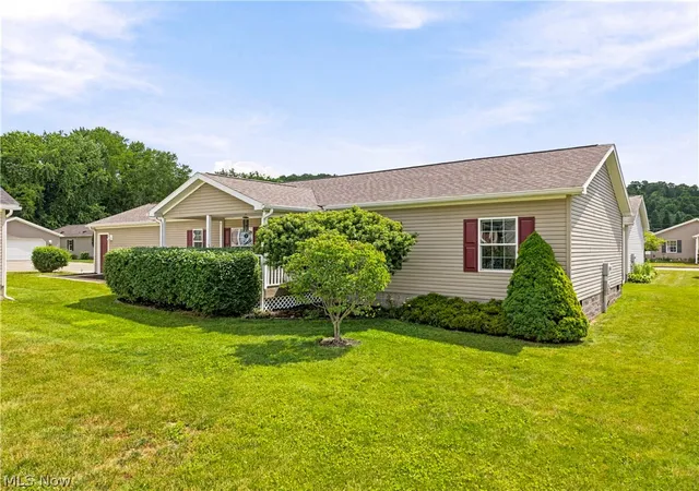 Homes for sale in Dover, OH | 313 Gemini Dr, Dover, OH 44622 | MLS# 5220498