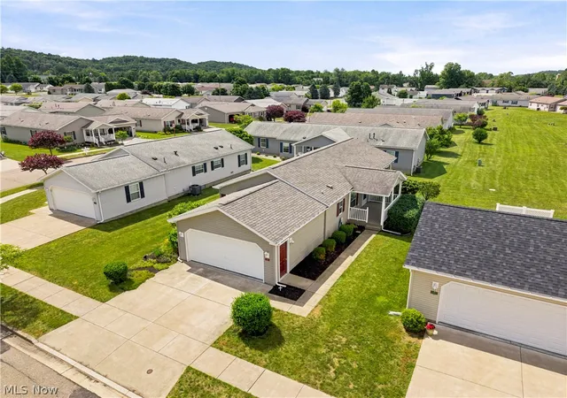 Homes for sale in Dover, OH | 313 Gemini Dr, Dover, OH 44622 | MLS# 5220498