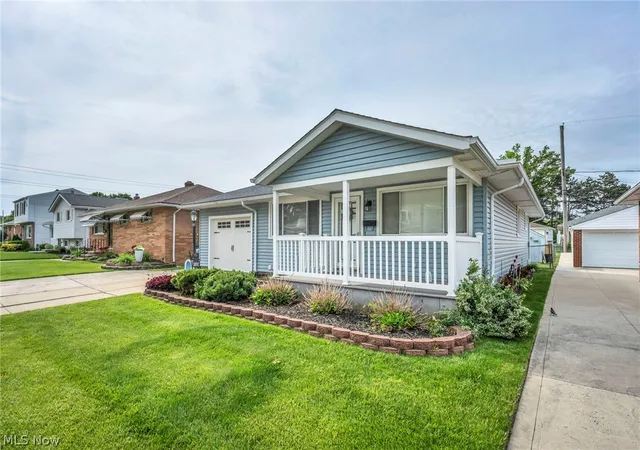 2nd image of 30892 Harrison Rd, Wickliffe, OH 44092 | MLS# 5219591