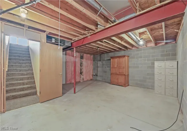 43rd image of 1701 Woods Rd, Akron, OH 44306 | MLS# 5219383