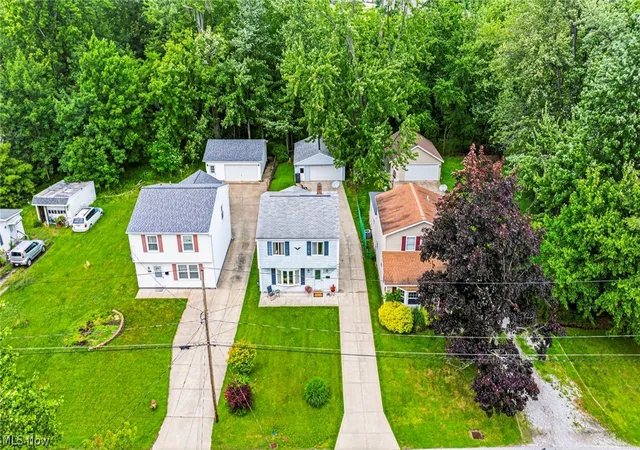 Homes for sale in Mentor On The Lake, OH | 7519 Pinehurst Dr, Mentor On The Lake, OH 44060 | MLS# 5219867