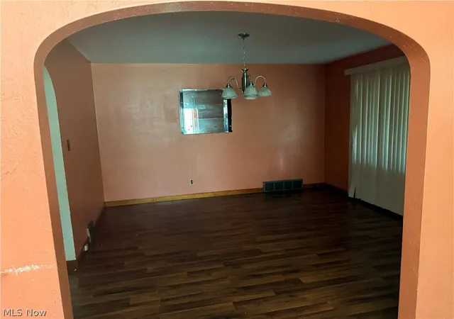 Photo 3 of Single family home for sale at 1803 Plum St, Steubenville, OH 43952 | MLS# 5217528 | Listing updated on 2026-07-29