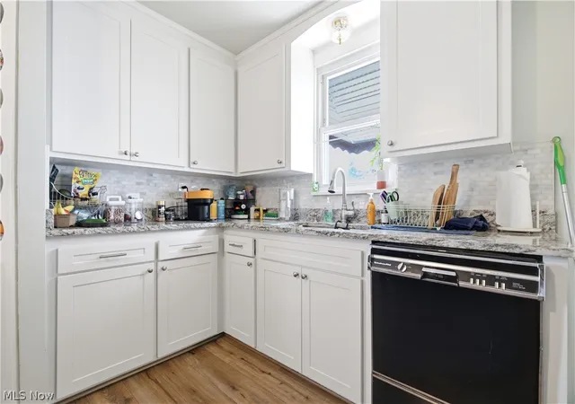 5th image of 2212 Larchmont Dr, Wickliffe, OH 44092 | MLS# 5220595