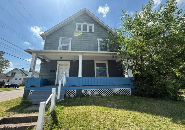Photo 2 of Single family home for sale at 1039 Arlington Ave Sw, Canton, OH 44706 | MLS# 5220618 | Listing updated on 2026-07-21