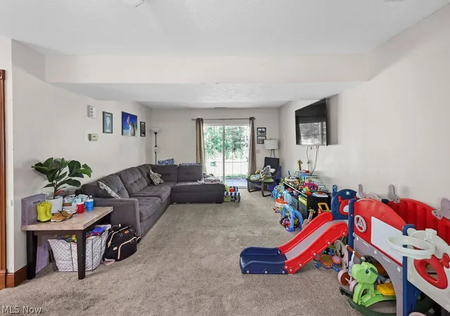 Listing Photo 5 - Condo for sale in building located at 541 E & 547 Main St, Ravenna, OH 44266