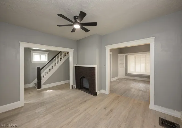 Photo 3 of Single family home for sale at 686 E 92nd Street, Cleveland, OH 44108 | MLS# 5220584 | Listing updated on 2026-06-19