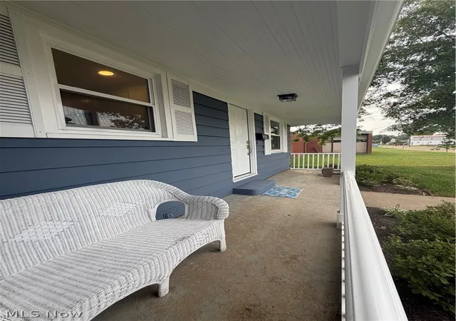Photo 2 of Single family home for sale at 712 41st Street, Vienna, WV 26105 | MLS# 5220140 | Listing updated on 2026-08-03
