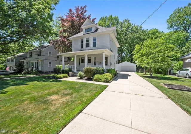 Homes for sale in South Euclid, OH | 1784 Donwell Dr, South Euclid, OH 44121 | MLS# 5220550