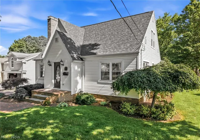 3rd image of 1102 E 9Th St, Salem, OH 44460 | MLS# 5220434