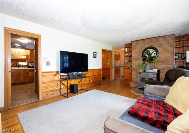 Photo 2 of Single family home for sale at 7241 S Funk Rd, Shreve, OH 44676 | MLS# 5220691 | Listing updated on 2026-08-13