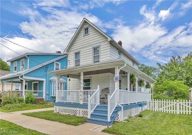 Photo 1 of Single family home for sale at 114 Vine St, Fairport Harbor, OH 44077 | MLS# 5220546 | Listing updated on 2026-07-17