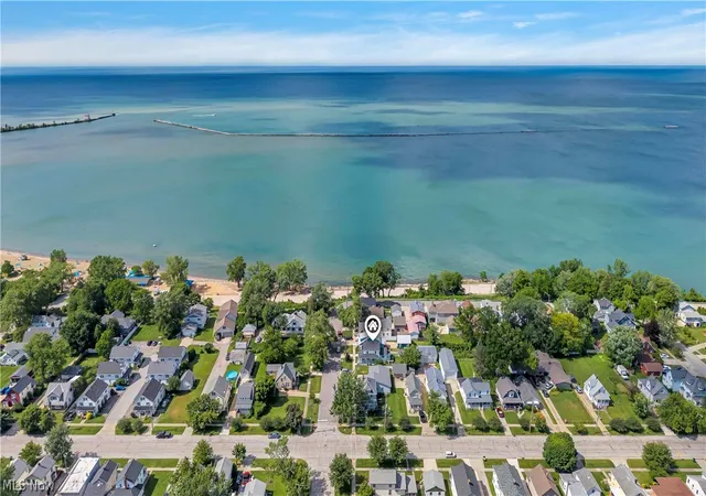 Photo 3 of Single family home for sale at 114 Vine St, Fairport Harbor, OH 44077 | MLS# 5220546 | Listing updated on 2026-07-17