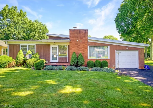 Homes for sale in Massillon, OH | 8259 Walter St Nw, Massillon, OH 44646 | MLS# 5220271