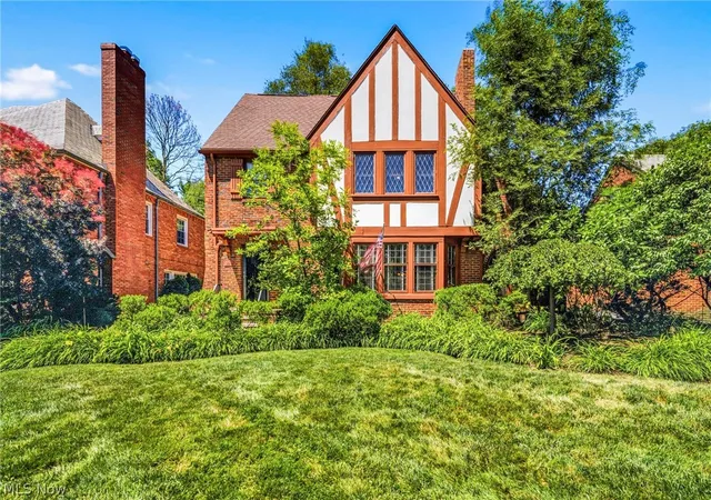 1st image of 19621 Sussex Rd, Beachwood, OH 44122 | MLS# 5213778