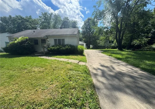 Photo 1 of Sale Pending at 766 Valdes Ave, Akron, OH 44320 | MLS# 5220381 | Listing updated on 2026-07-24