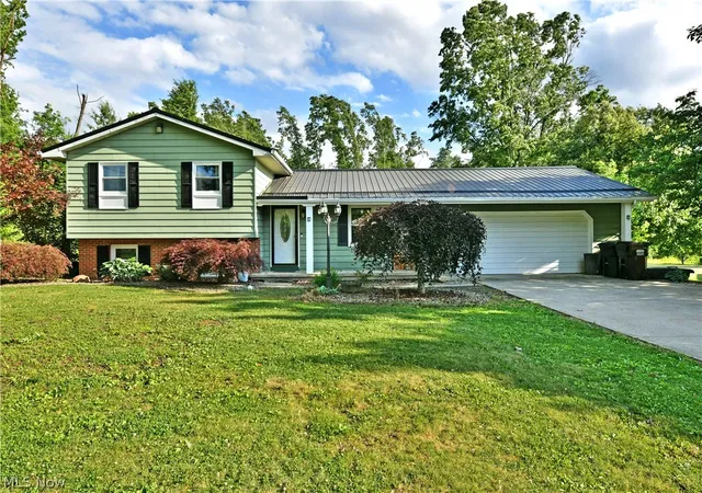 1st image of 2484 Mahan Denman Rd, Cortland, OH 44410 | MLS# 5220478