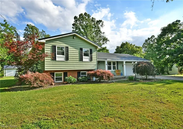 3rd image of 2484 Mahan Denman Rd, Cortland, OH 44410 | MLS# 5220478