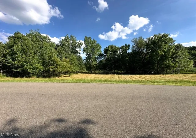 3rd image of 5218 Birkdale St Nw, Canton, OH 44708 | MLS# 5220476