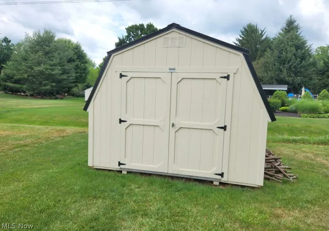 Photo 46 of Sale Pending at 900 Berkshire Dr, Macedonia, OH 44056 | MLS# 5220740 | Listing updated on 2026-07-08