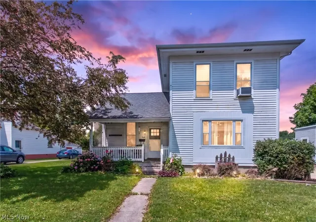 Homes for sale in Bucyrus, OH | 909 Maple St, Bucyrus, OH 44820 | MLS# 5220539