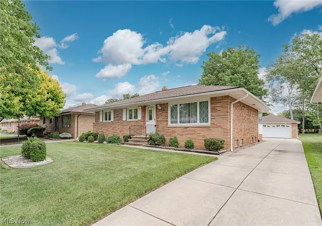 Homes for sale in Parma, OH | 7635 Tamiami Dr, Parma, OH 44134 | MLS# 5219431