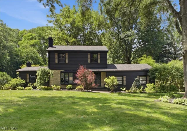 1st image of 2411 Ridgeview Ln, Poland, OH 44514 | MLS# 5220664