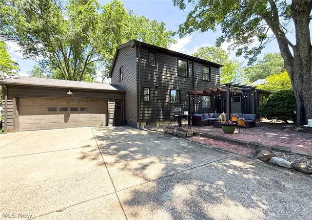 2nd image of 2411 Ridgeview Ln, Poland, OH 44514 | MLS# 5220664