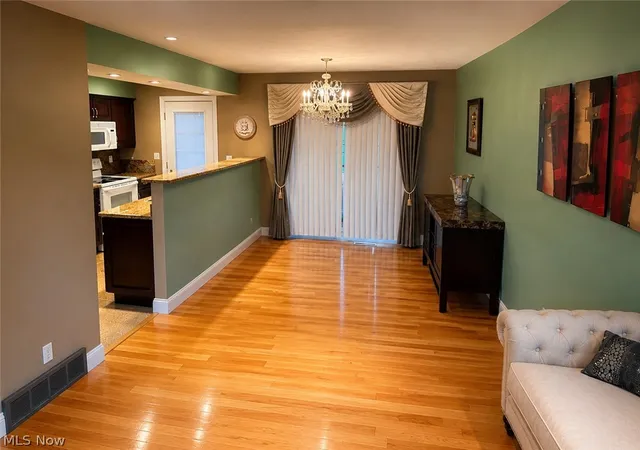 4th image of 6444 Schaaf Dr, Brook Park, OH 44142 | MLS# 5220787