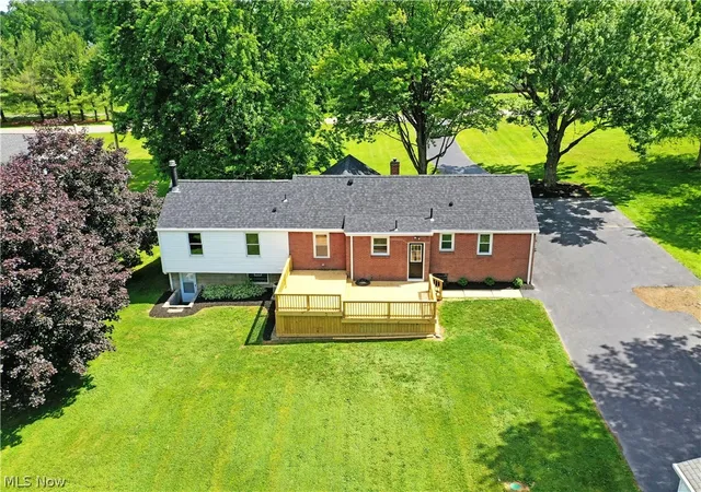 4th image of 1070 Calla Rd E, Poland, OH 44514 | MLS# 5220785