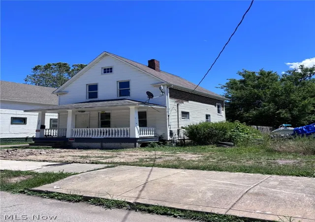 Homes for sale in Cleveland, OH | 3587 W 67th St, Cleveland, OH 44102 | MLS# 5220783
