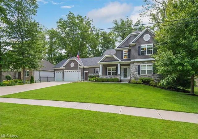Photo 2 of Single family home for sale at 1045 N Quarry Rd, Amherst, OH 44001 | MLS# 5219960 | Listing updated on 2026-08-26