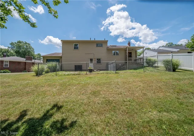 2nd image of 2922 Eldora Dr, Youngstown, OH 44511 | MLS# 5220713