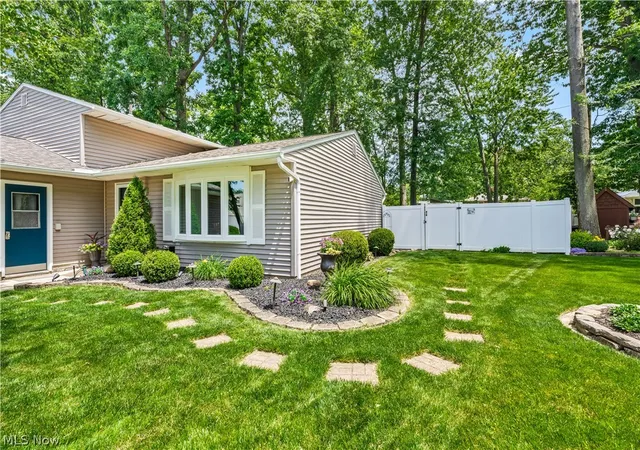 5th image of 755 Bedford Ave, Elyria, OH 44035 | MLS# 5220419