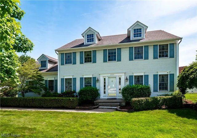 Homes for sale in Avon Lake, OH | 32225 Augusta Dr, Avon Lake, OH 44012 | MLS# 5216156